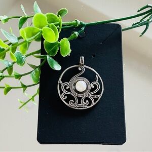 Didae Israel Signed 925 Pearl Pendant